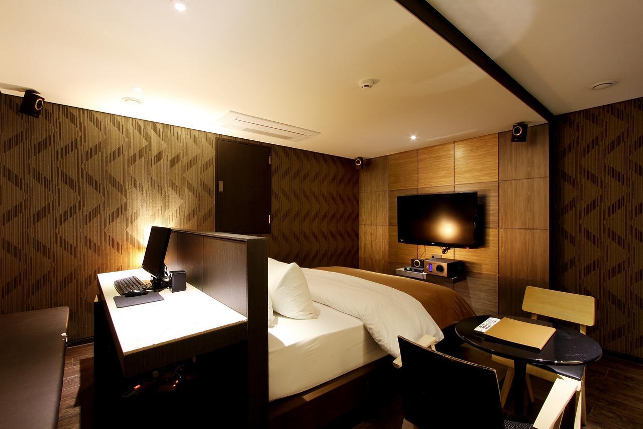 Uijeongbu Latree Hotel Екстериор снимка