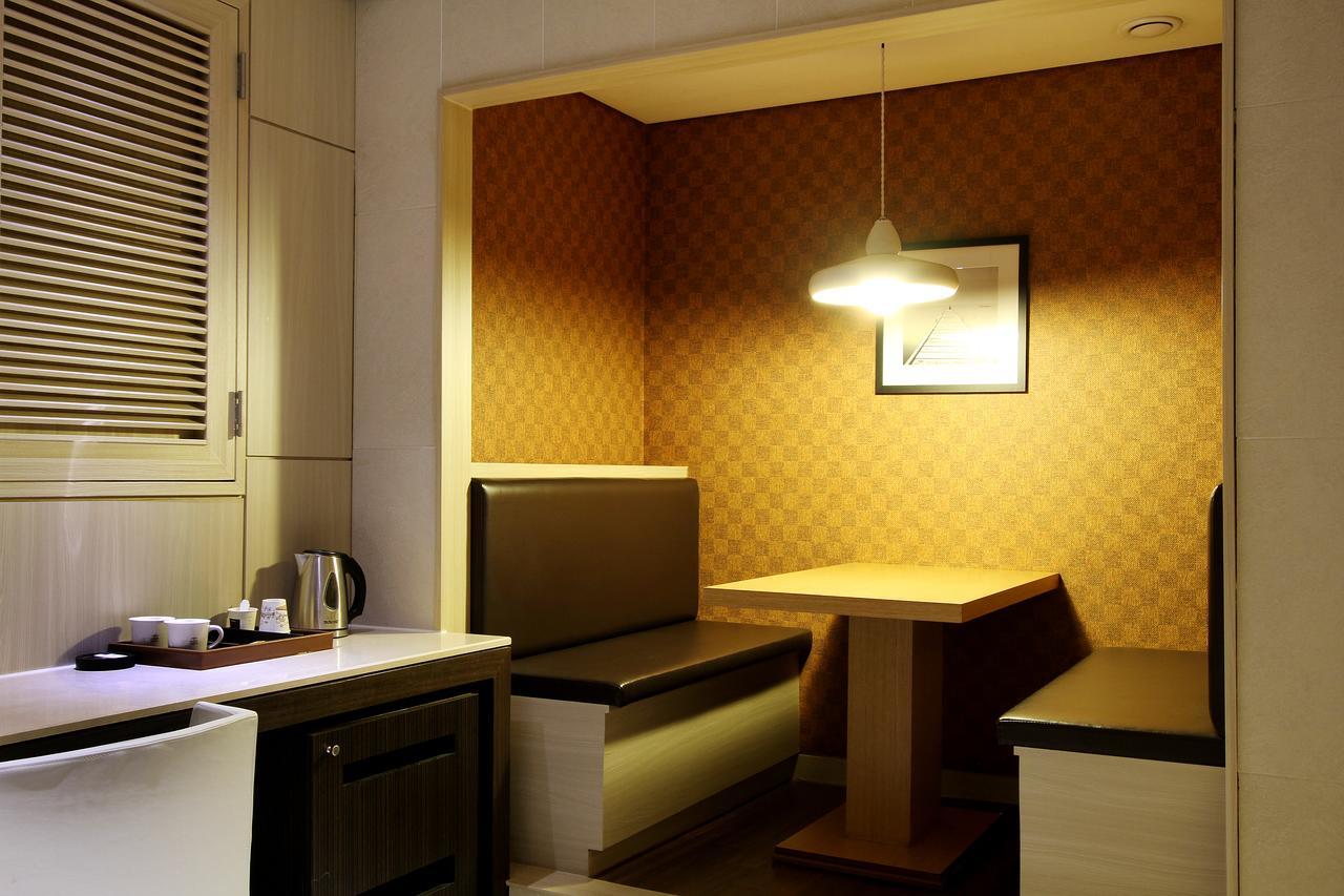Uijeongbu Latree Hotel Екстериор снимка