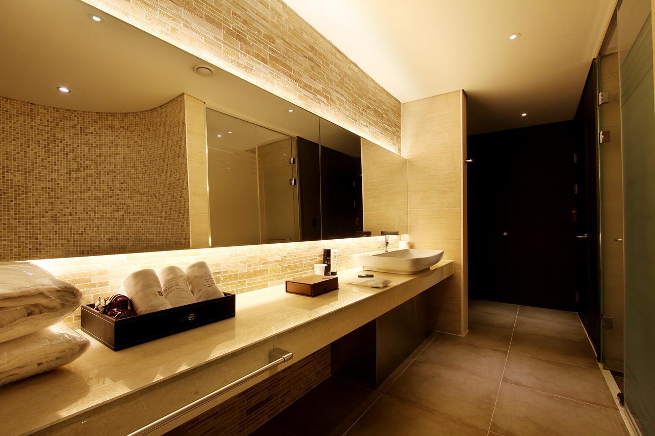 Uijeongbu Latree Hotel Екстериор снимка