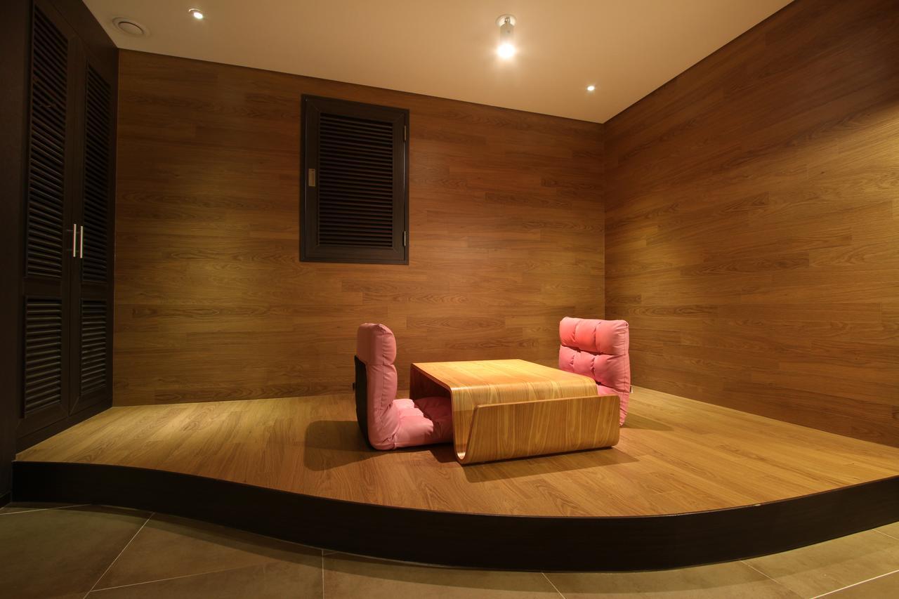 Uijeongbu Latree Hotel Екстериор снимка