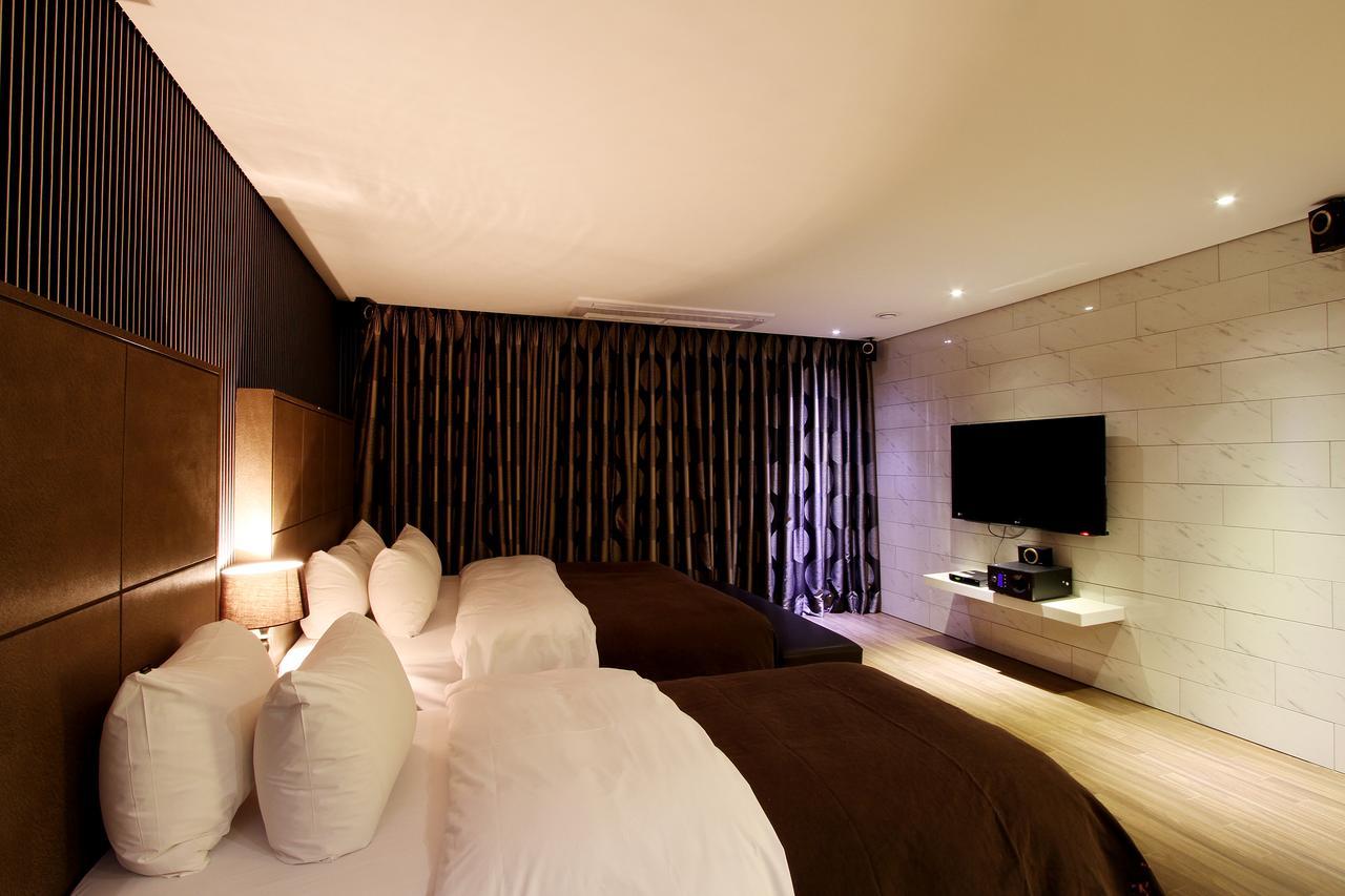 Uijeongbu Latree Hotel Екстериор снимка