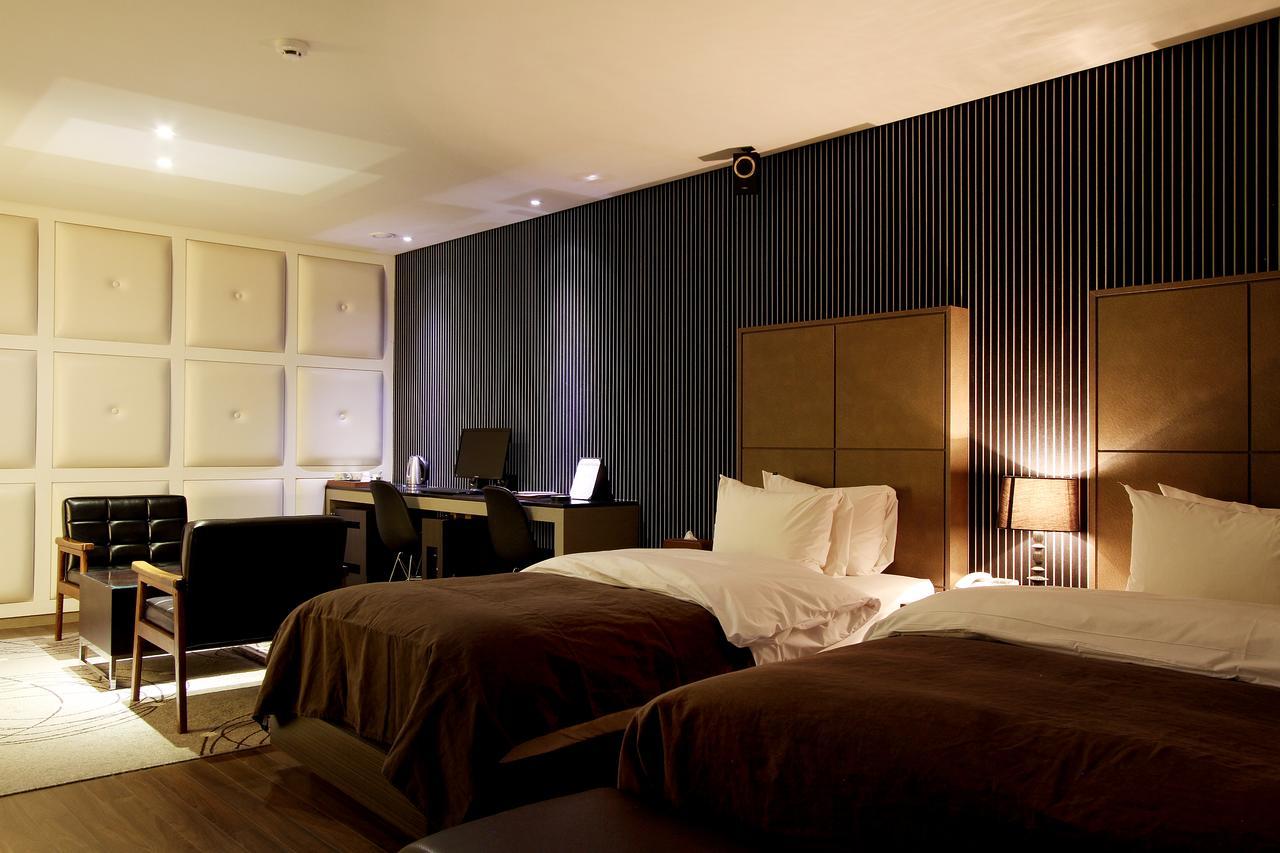 Uijeongbu Latree Hotel Екстериор снимка