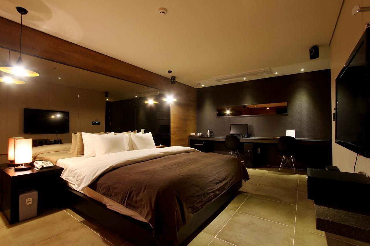 Uijeongbu Latree Hotel Екстериор снимка