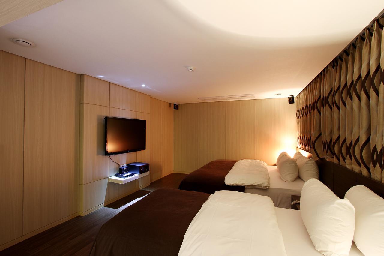 Uijeongbu Latree Hotel Екстериор снимка