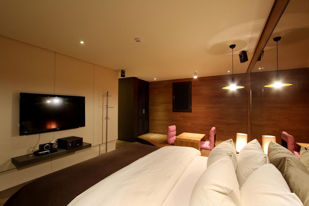 Uijeongbu Latree Hotel Екстериор снимка